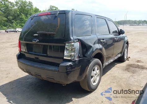 2012 Ford Escape Xls из США, поврежденный, VIN 1FMCU0C74CKA20489